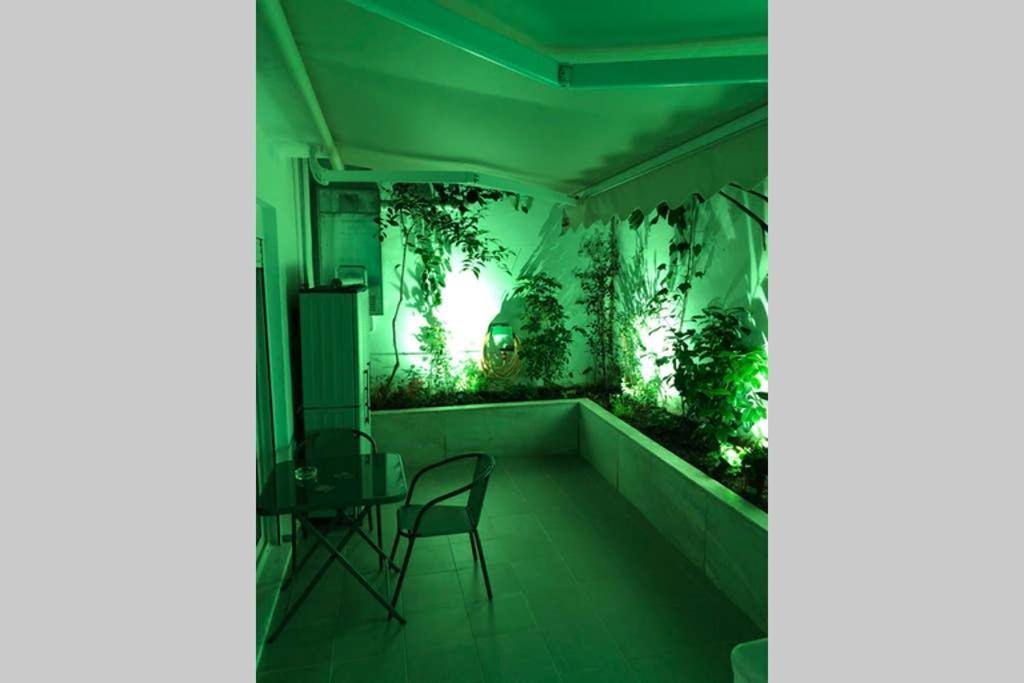 아테네 Brand New Aprt With Backyard In Lycabettus Hill ! 아파트 외부 사진